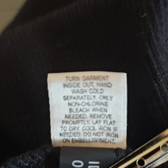 Express Black and Gold Sequin Fitted Tank Top - Picture 5 of 5